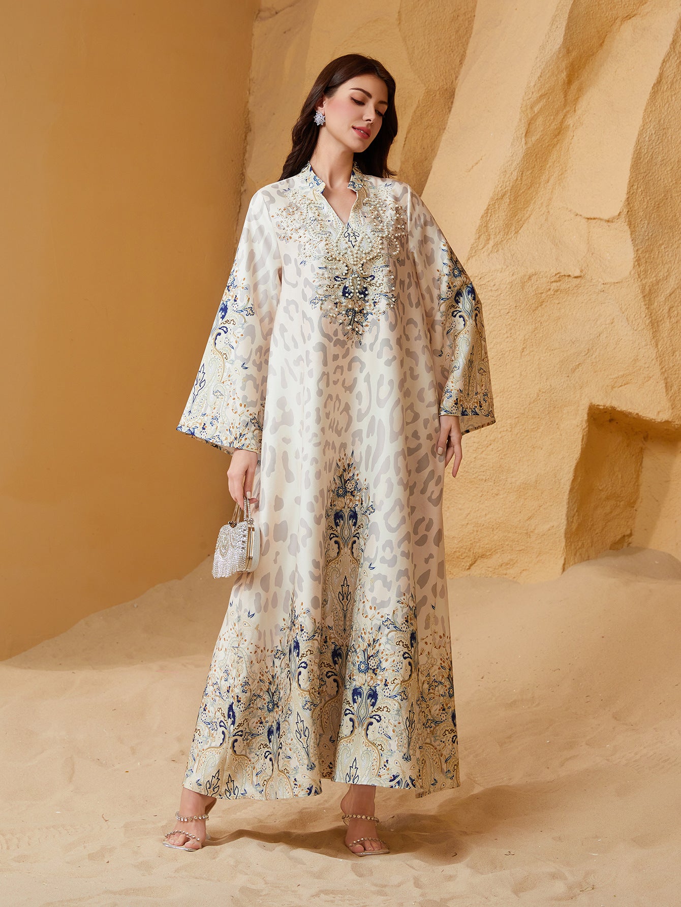 Luxury Leopard Print Abaya Maxi Dress – Elegant Rhinestone Beaded Evening Gown with Flare Sleeves Secondary image